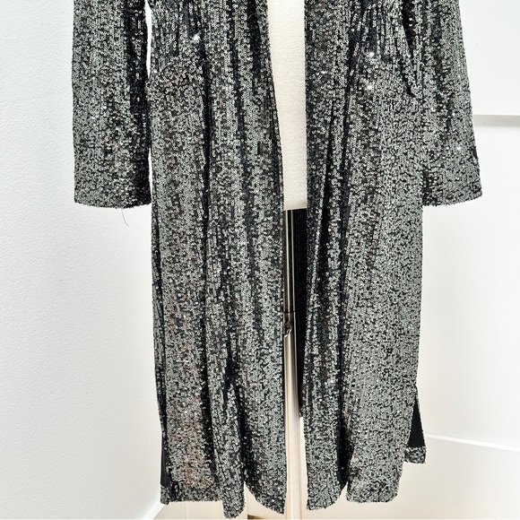 STEVE MADDEN Show Stopper Sequin Duster in Small - Picture 8 of 16